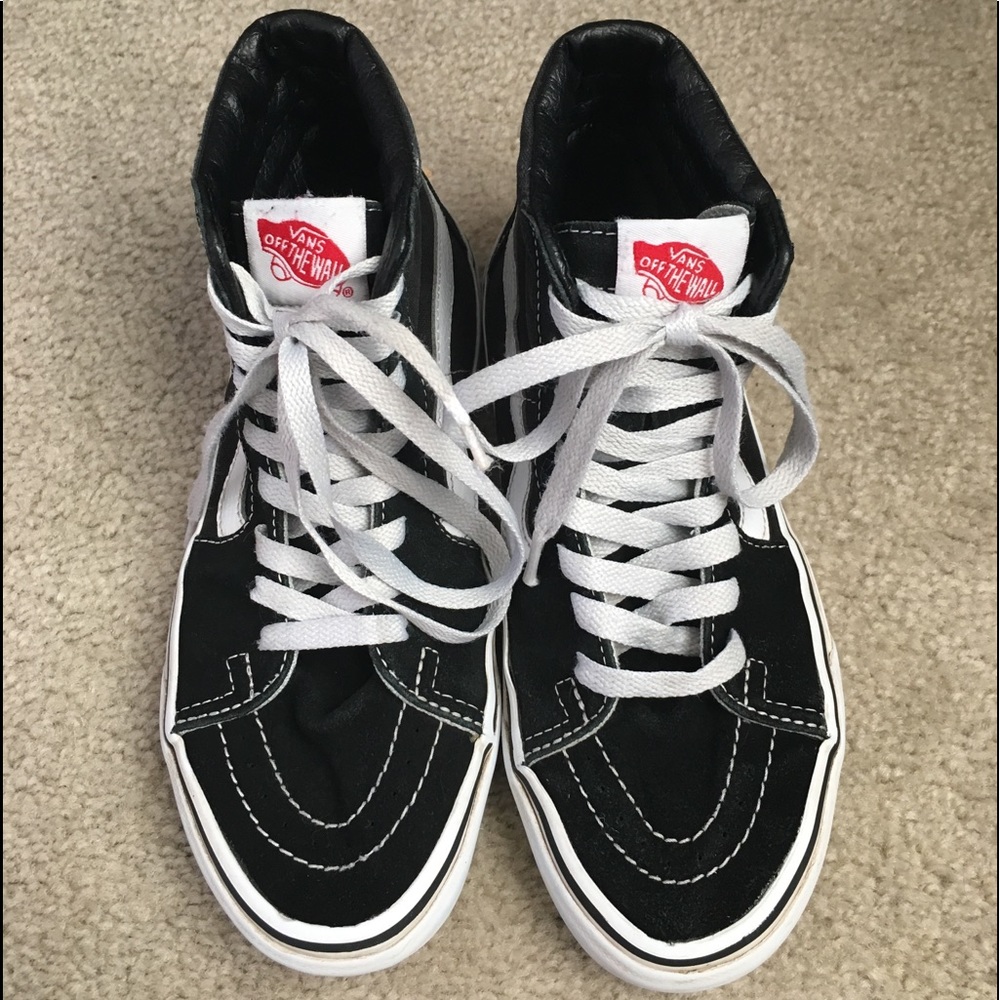 vans off the wall. skate high.